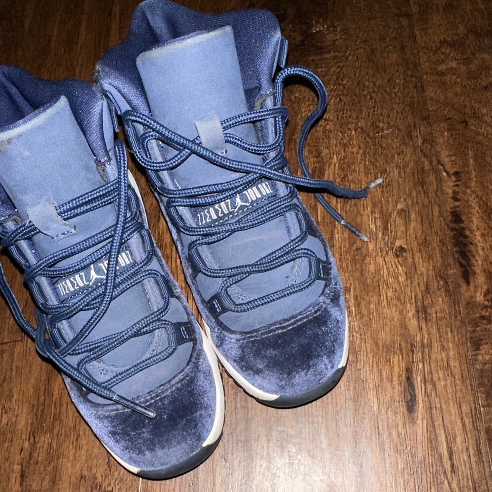 Jordan retro 11 girls